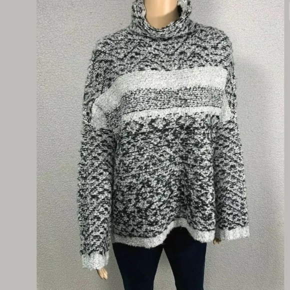 John & Jenn Turtleneck Sweater - Picture 1 of 5